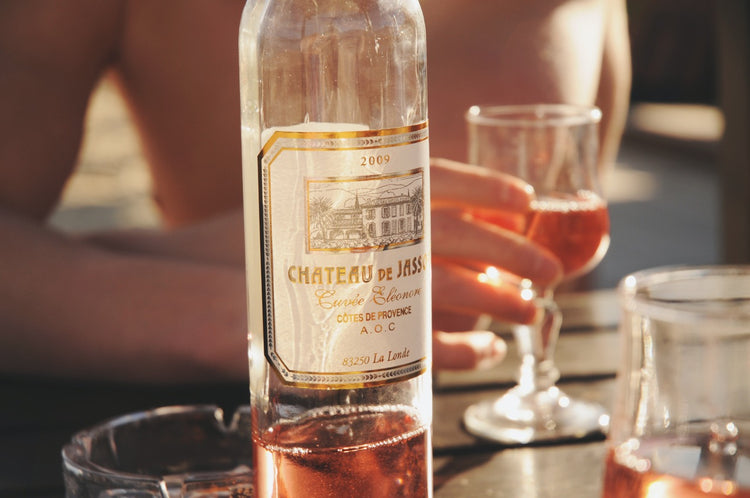Forskellen på tør og sød rosévin: En komplet guide