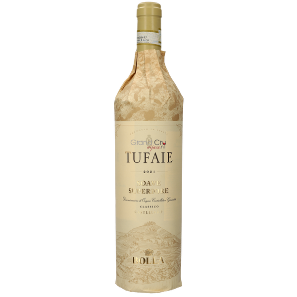 2023 Bolla Tufaie Soave Superiore Classico in Giftwrap - Bottle Hero
