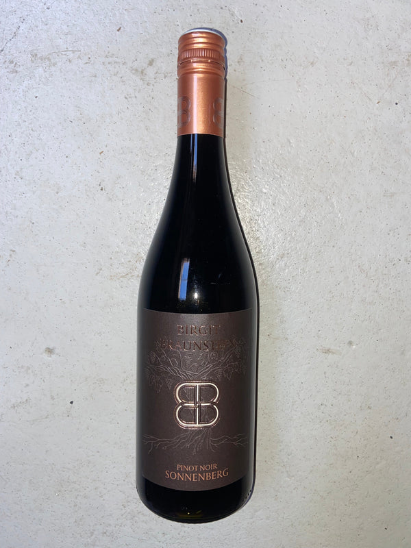 Birgit Braunstein, Pinot vom Sonnenberg - Bottle Hero