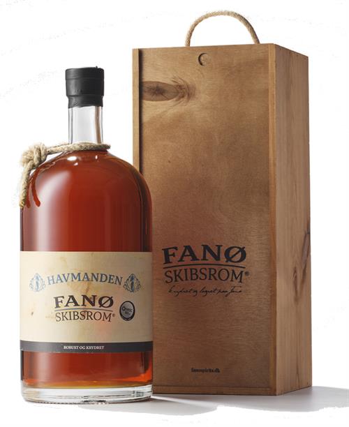 Fanø Skibsrom Havmanden 450 cl. 41,5% - bottlehero.dk