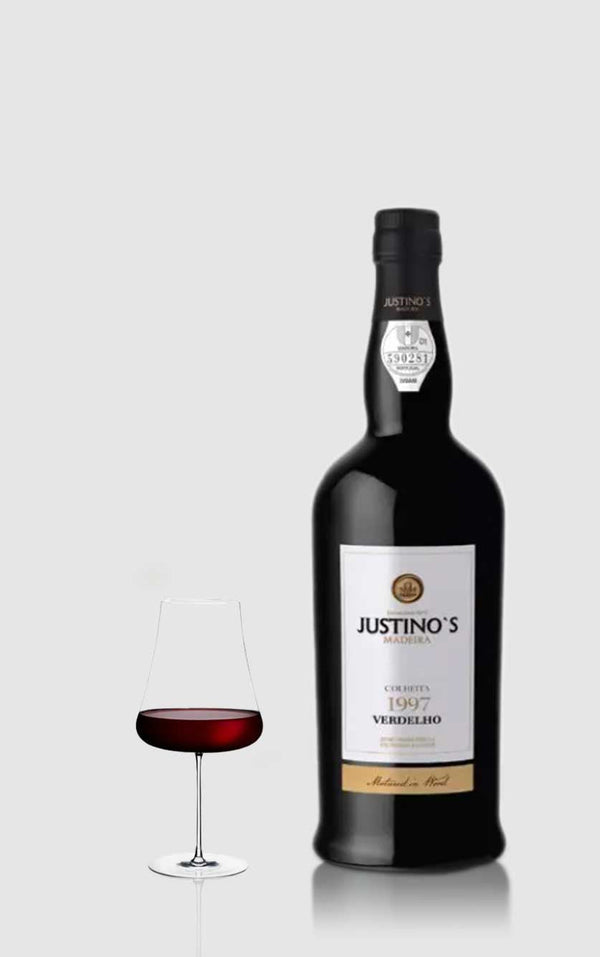 Justinos Madeira, Madeira Justinos Colheita Verdelho Medium Dry 1997 - Bottle Hero