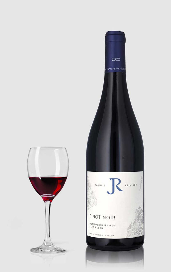 Johanneshof Reinisch, Pinot Noir Gumpoldskirchen Alte Reben Grillenhügel Familie Reinisch 2022 - Bottle Hero