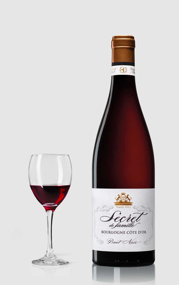 Albert Bichot, Bourgogne Pinot Noir Côte d’Or ”Secret de Familie” 2022 - Bottle Hero