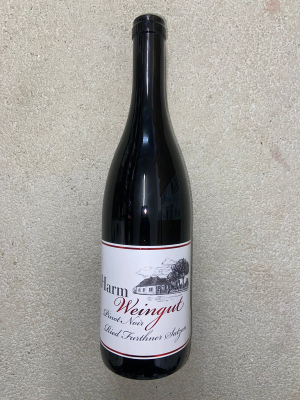 Weingut Harm, Pinot Noir - Bottle Hero