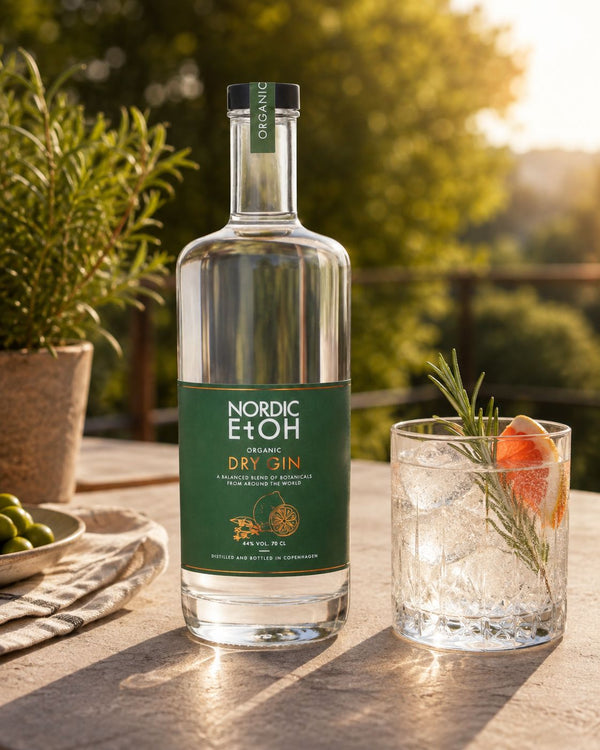 Nordic Ethanol, Nordic EtOH Organic Dry Gin Green Thyme & Lemon 44% 70cl - Bottle Hero