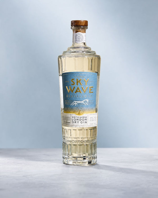 The Sky Wave Destillering Company, The Sky Wave White Horse. London Dry Gin - Bottle Hero