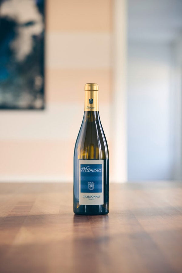 2024 Weingut Wittmann Weisser Burgunder Reserve - Bottle Hero